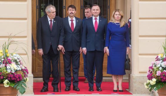 Visegrádi államfői csúcs: Napirenden a régió érdekeinek érvényesítése az Európai Unióban