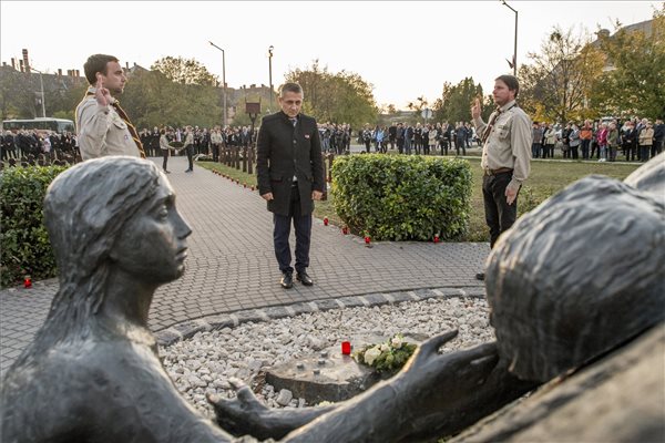 A mosonmagyaróvári sortűz 63. évfordulójára emlékeztek