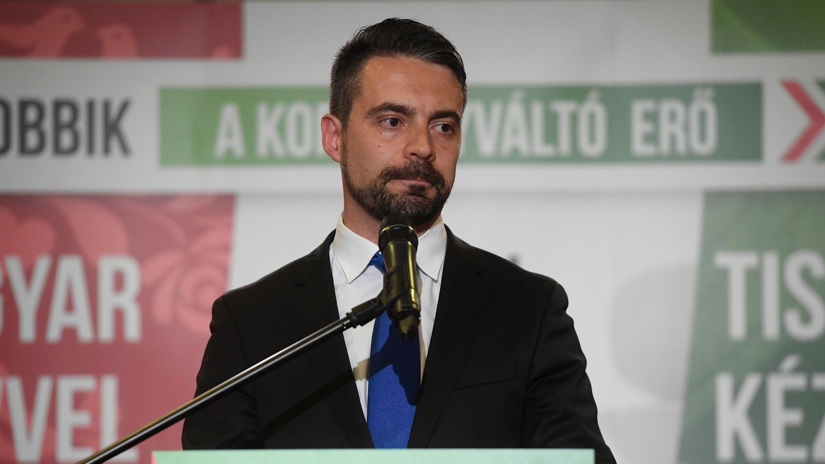 Jobbik: Vona Gábor kilépett a pártból