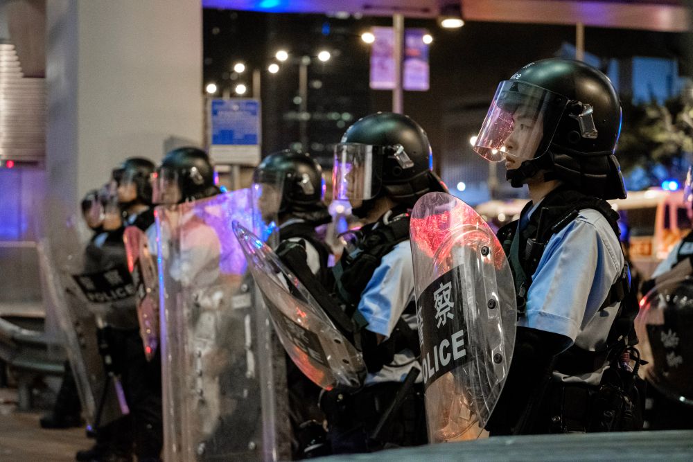 Demonstrációk Hongkongban a rendőri erőszak miatt