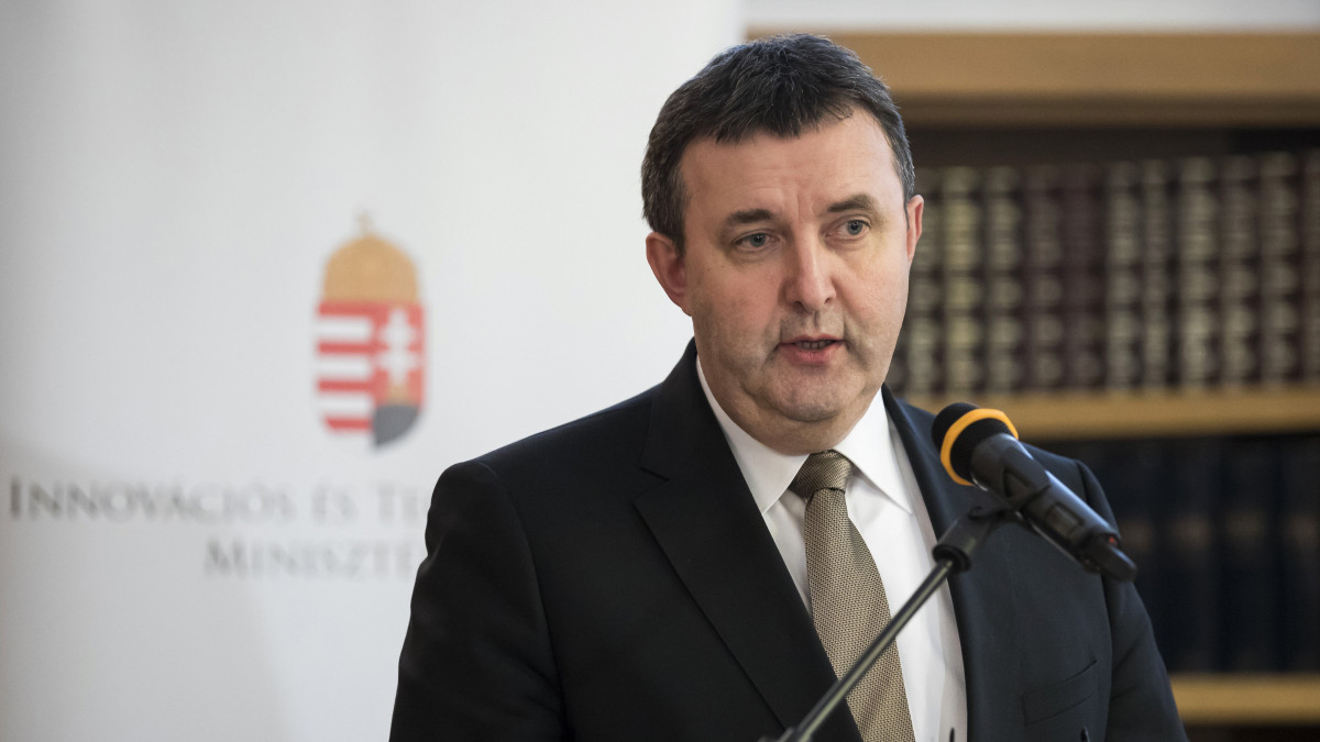 Palkovics László: Nemzetközi piacra segítjük a magyar kis- és középvállalkozásokat