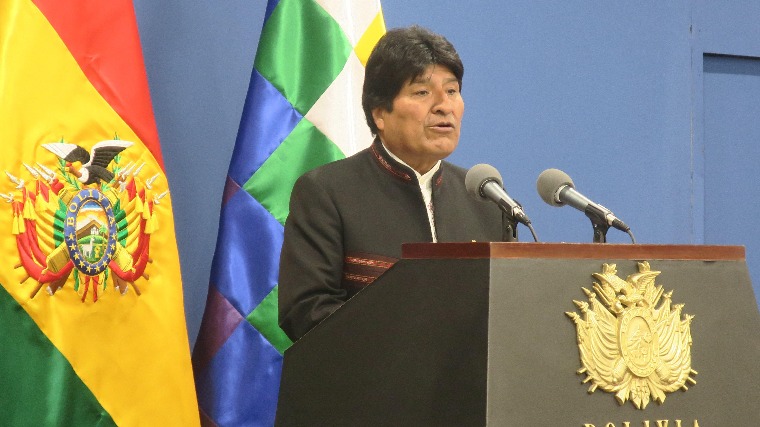 Morales-ellenes tüntetők elfoglalták két állami médium épületét Bolíviában