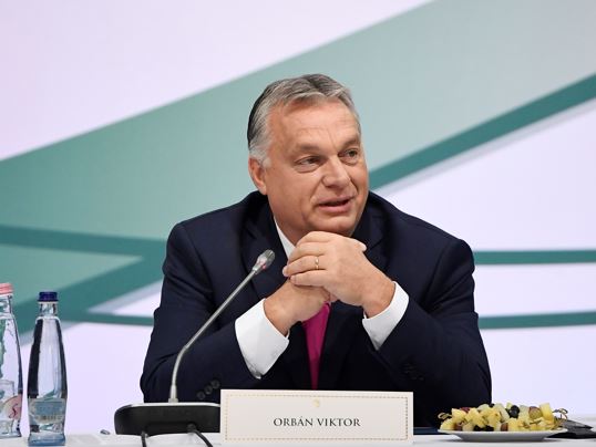 Orbán: Bevándorlásellenesek vagyunk, magyart csak magyarral lehet pótolni