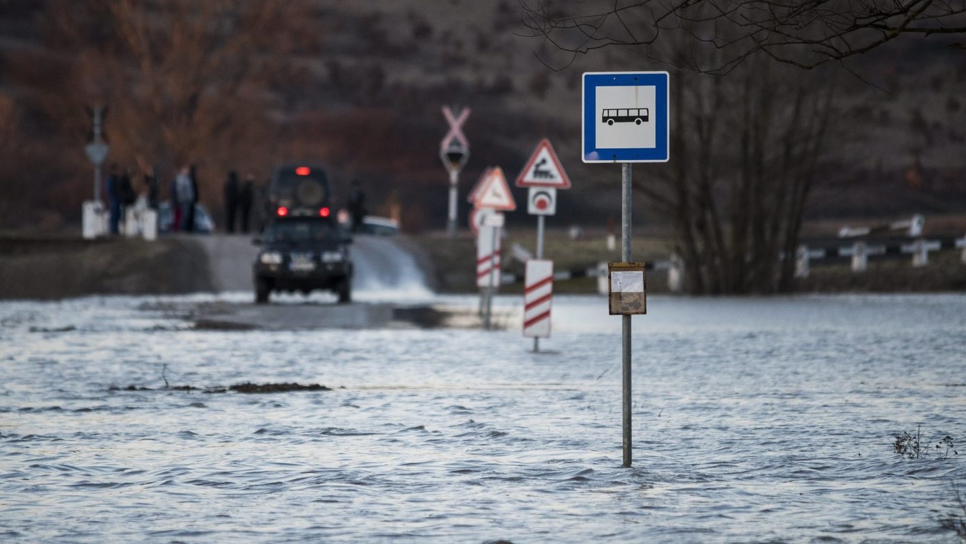Nincs már árvíz miatt lezárt út Borsodban