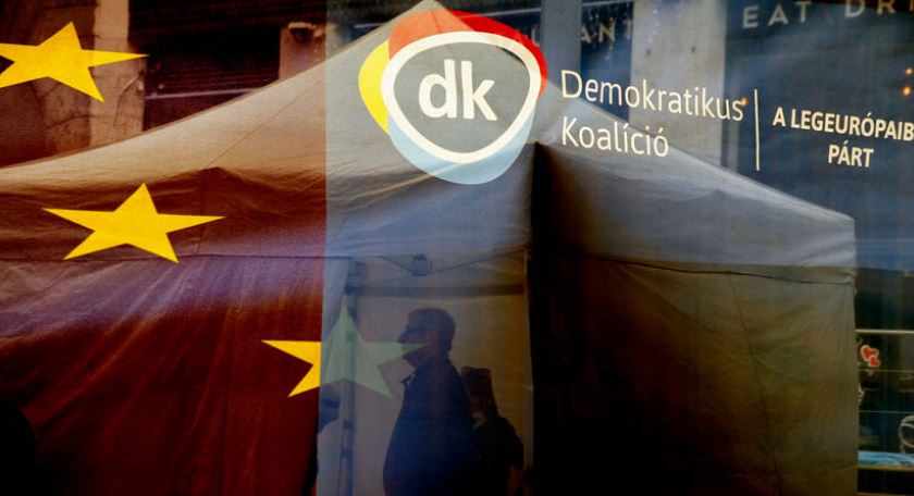 Ráégett a DK-ra a győri zsarolási ügy