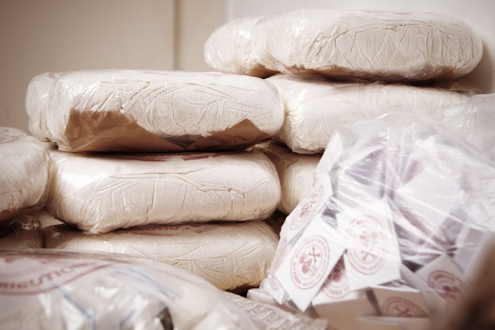 Több mint két tonna drogot foglaltak le a perui partoknál