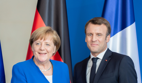 Felmérés: a németek jobban megbíznak Macronban, mint Merkelben