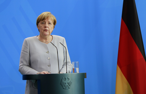 Angela Merkelben bíznak leginkább a németek a vezető politikusok közül