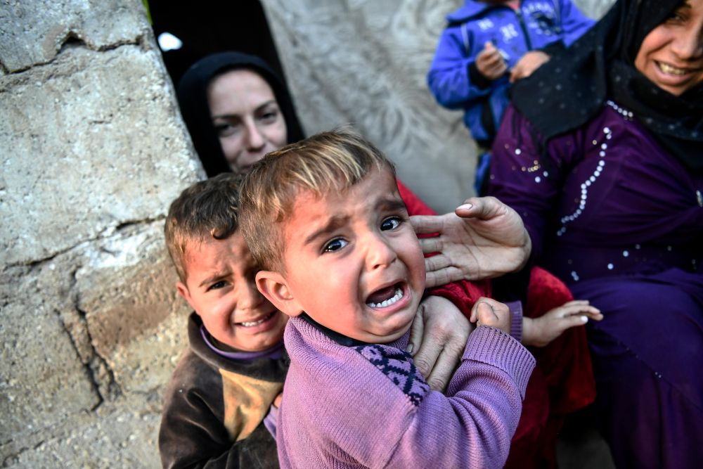 Több gyerek is meghalt, amikor rakétatalálat ért egy szíriai iskolát