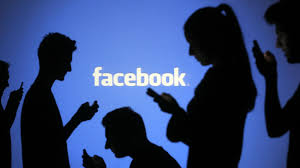 Facebook-igazgató: Nem ellenőrzik a politikai hirdetések tartalmát