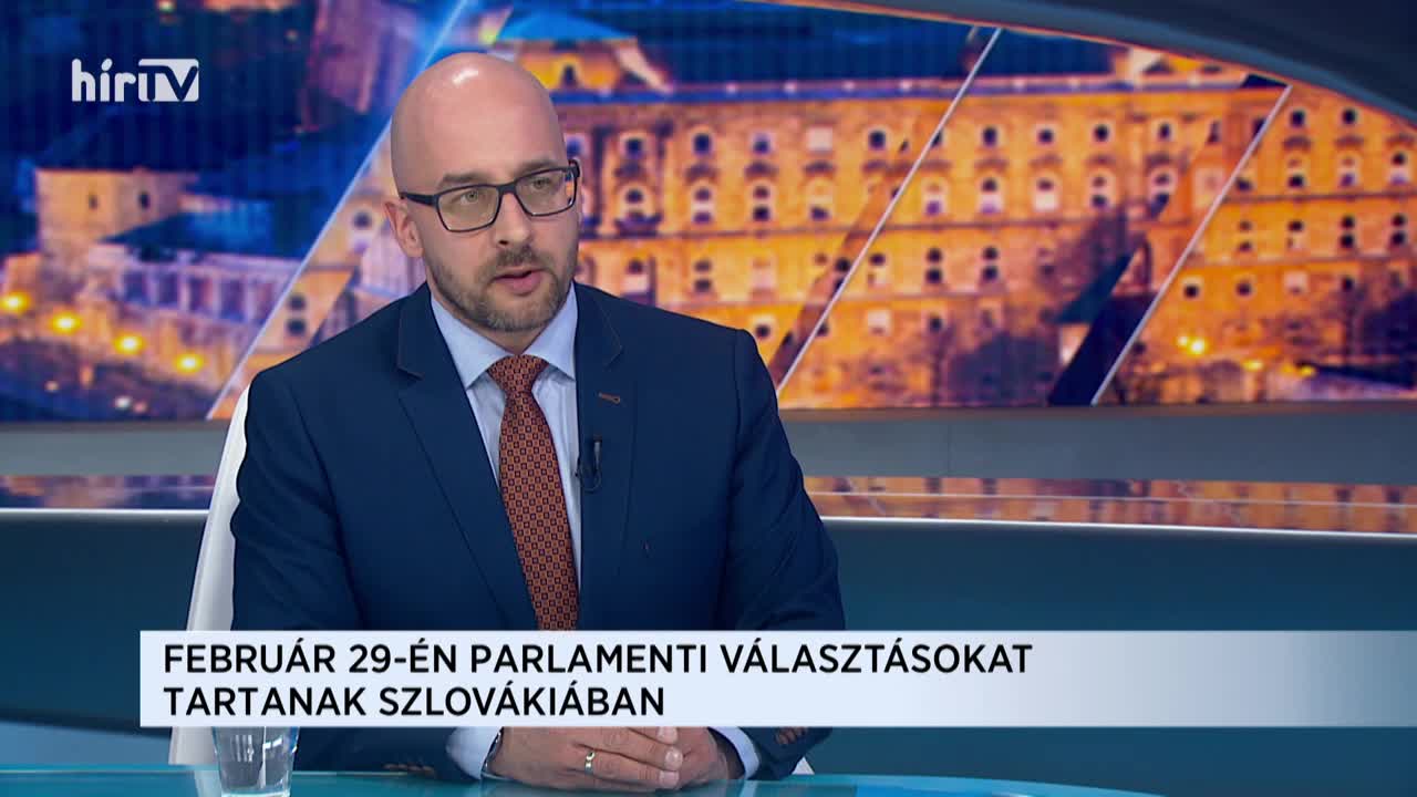 Menyhárt József: Most tud egy hiteles képviselet visszakerülni a szlovák törvényhozásba