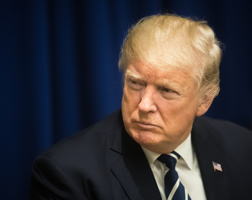Donald Trump országos szükségállapotot hirdetett 