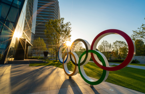 Megérkezett Japánba az olimpiai láng