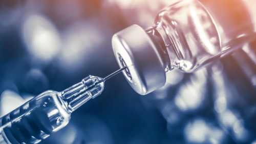 Milliókat kért koronavírus elleni vakcinákért egy siófoki csaló