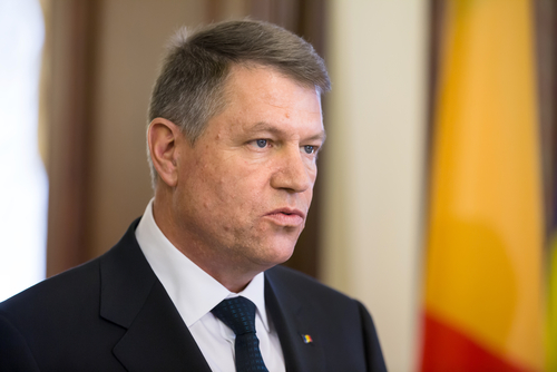 A román államfő az egészségügyi személyzet védelmére szólította fel a kórházigazgatókat