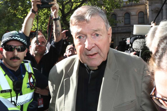 Felmentették gyermekmolesztálás vádja alól George Pell ausztrál bíborost
