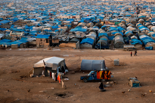 Karantén alá helyeztek Görögországban két menekülttábort