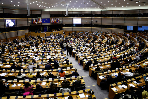 Az EP hárommilliárd euró felszabadítását hagyta jóvá az uniós egészségügyi ágazat számára