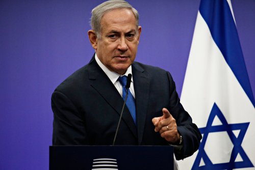 Az izraeli legfelsőbb bíróság dönt arról, hogy újra miniszterelnök lehet-e Netanjahu