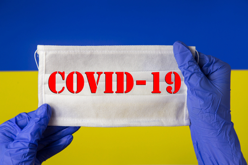 Több mint száz egészségügyi dolgozó fertőződött meg koronavírussal egy nap alatt Ukrajnában