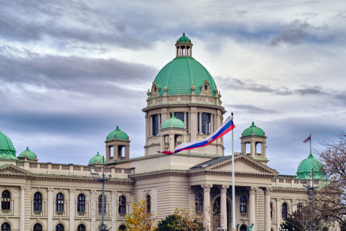 Másfél hónapos kihagyás után újra összeült a szerb parlament