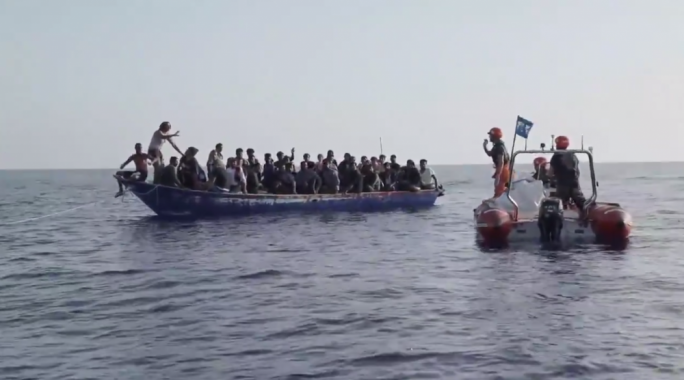 Több mint száz migráns érkezett Lampedusára