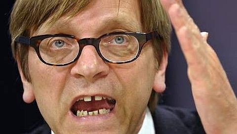 Kiakadt Guy Verhofstadt