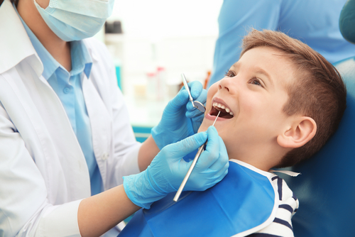 Újra lehet vinni a gyerekeket fogszabályozásra