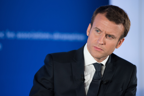 Macron pártja elvesztette az abszolút többségét