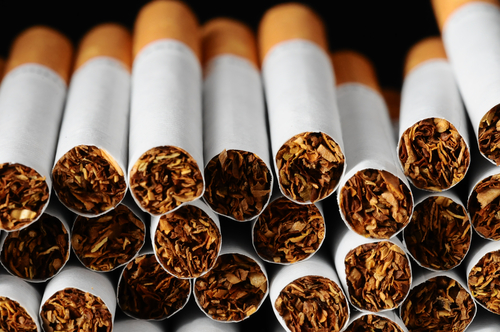Több mint 30 ezer doboz adózatlan cigarettát foglalt le a NAV
