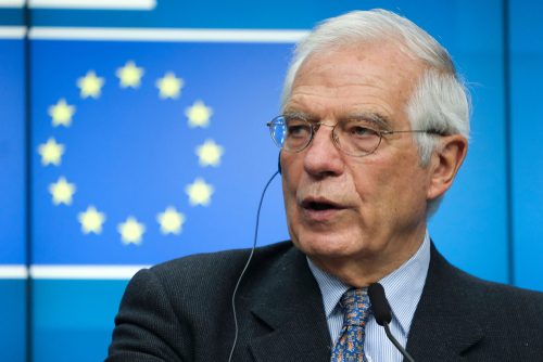 Borrell: az EU-nak és Amerikának párbeszédet kell kezdenie az egyre magabiztosabb Kínát illetően