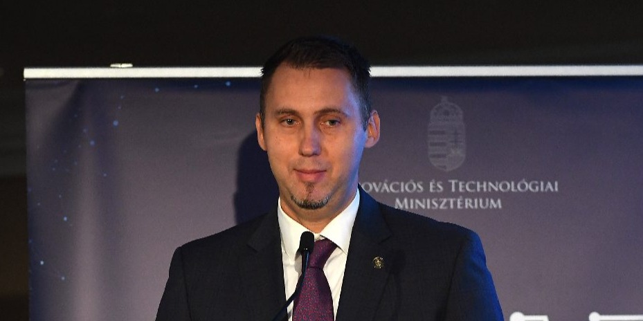 A köztársasági elnök kinevezte a Magyar Nemzeti Bank alelnökévé Virág Barnabást