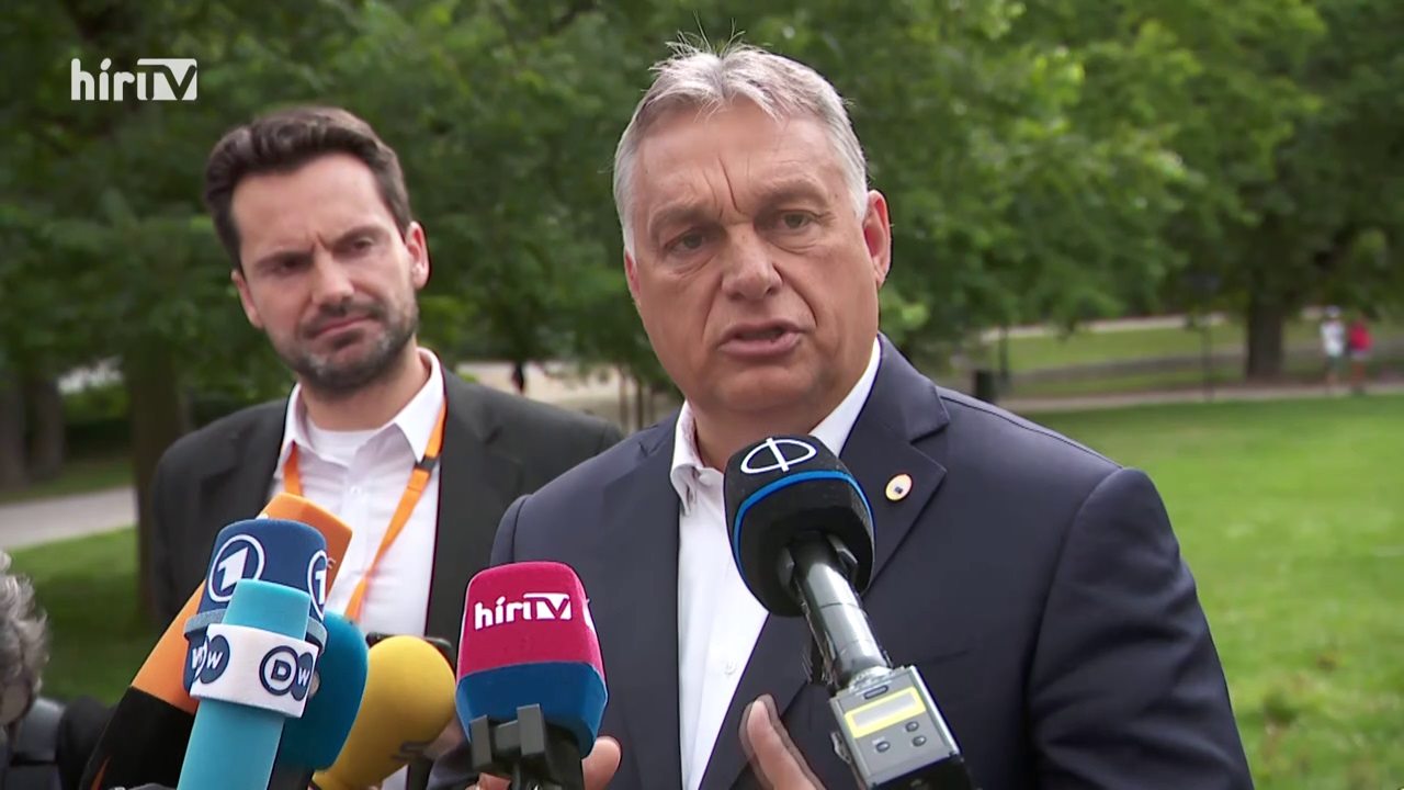 Orbán Viktor angol nyelvű sajtótájékoztatója az EU-csúcsról