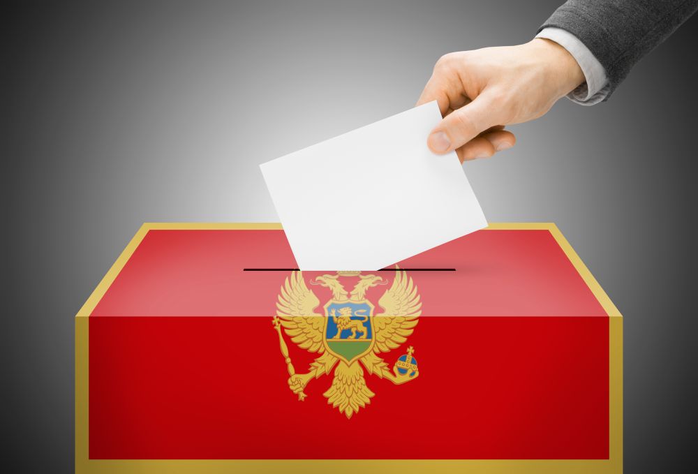 Az ellenzék bejelentette győzelmét a montenegrói parlamenti választáson