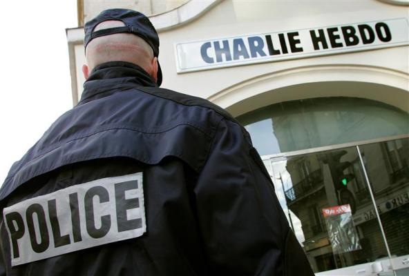 A Charlie Hebdo újból megjelenteti a hírhedt Mohamed-karikatúrákat