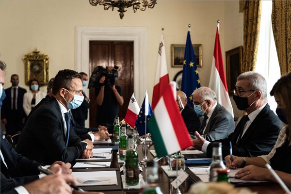 Szijjártó: Új szövetség jött létre Málta és Magyarország között