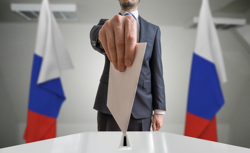Nincs mitől félnie Putyinnak az orosz választásokon