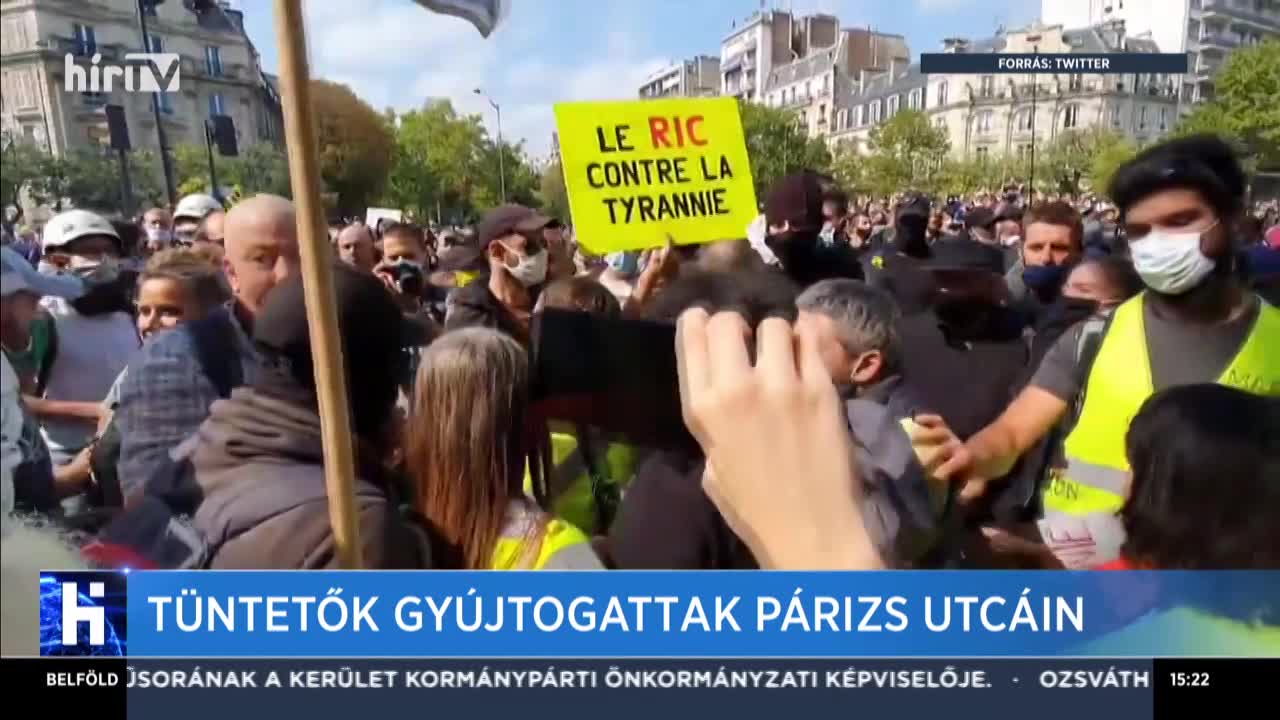 Tüntetők gyújtogattak Párizs utcáin