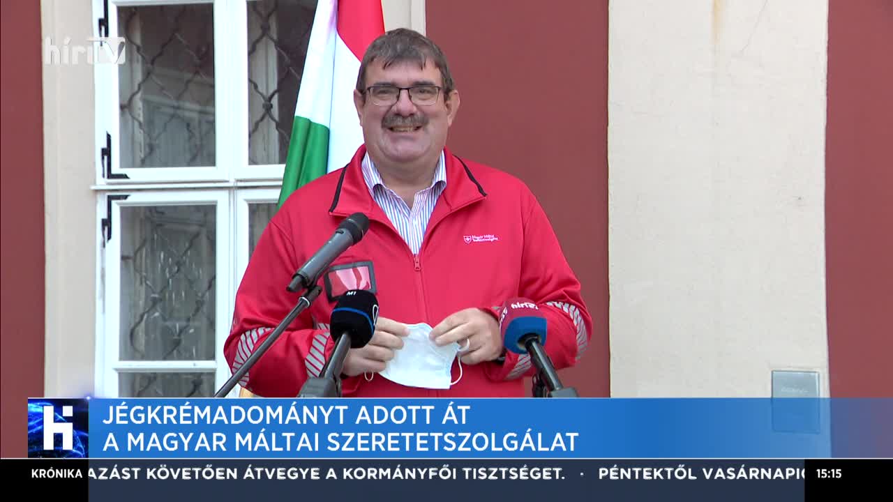 Jégkrémadományt adott át Magyar Máltai Szeretetszolgálat