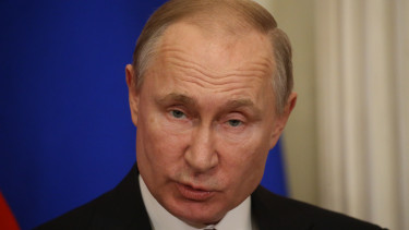 Putyin: A szemben álló feleknek tűzszünetet kell hirdetniük
