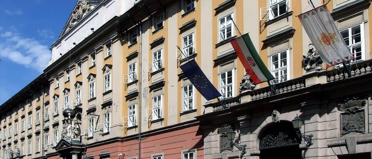 Pikó korrupcióval vádolja a budapesti díszpolgár Tarlóst