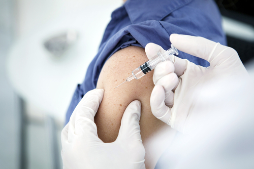 Jön az ingyenes influenza elleni vakcina