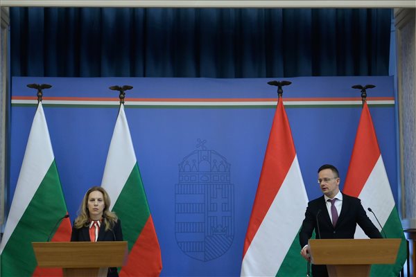 A válság idején is erősek a bolgár-magyar kapcsolatok