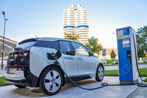 Debrecen lesz a kulcspontja a BMW elektromobilitási stratégiájának