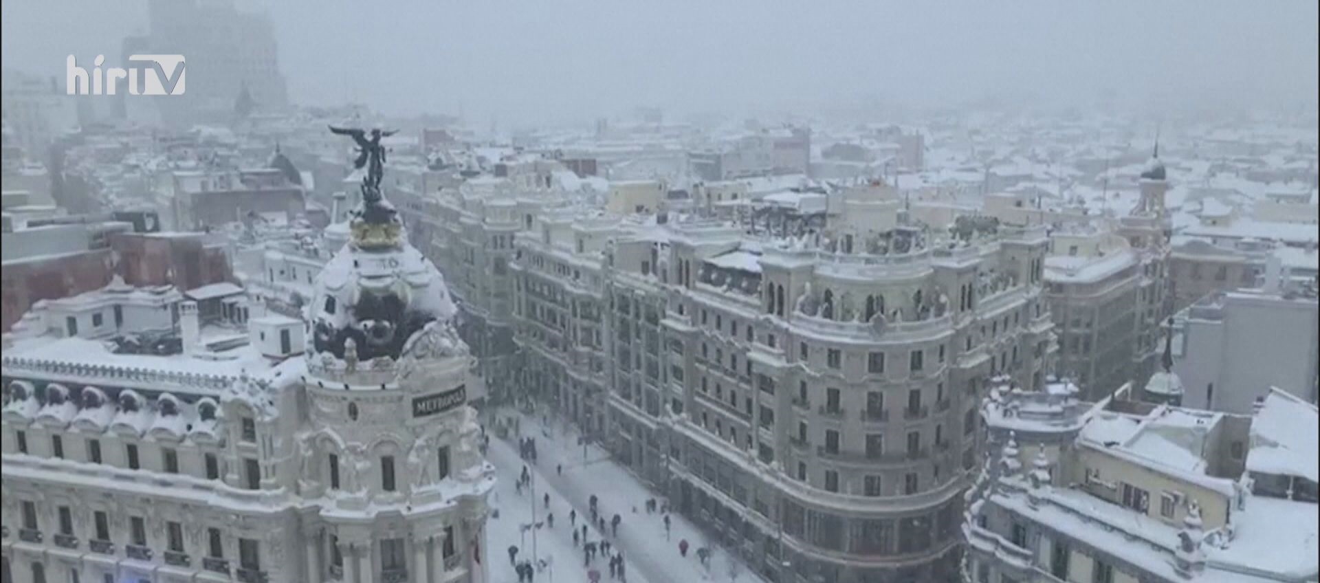 A napokig tartó havazás után lassanként kezd helyreállni a közlekedés Madridban