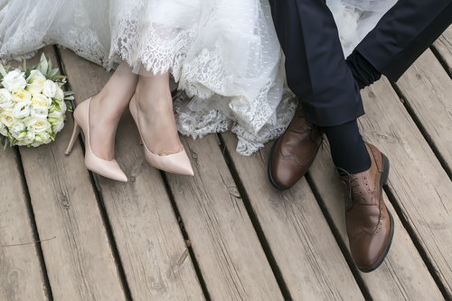 Csúcsokat dönt a házasságkötések száma, miközben kevesebben válnak