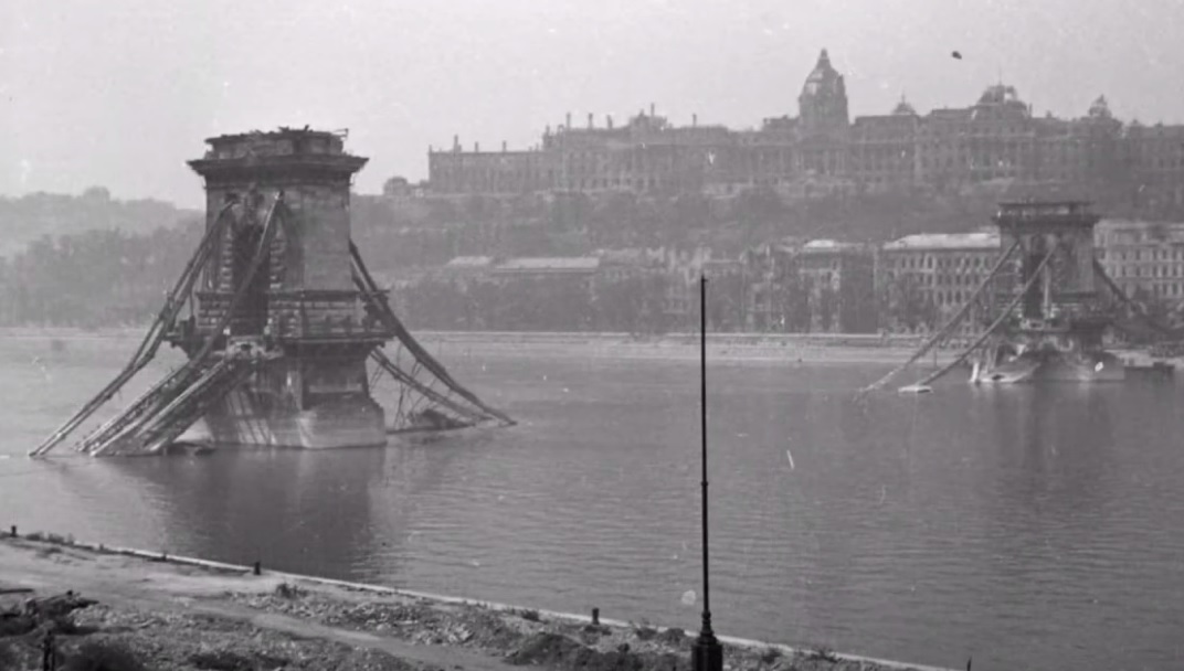 Budapest 1944-es ostromának lappangó képeit keresi a Fortepan