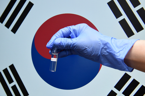 Dél-Koreában folytatják az AstraZeneca vakcinájának alkalmazását