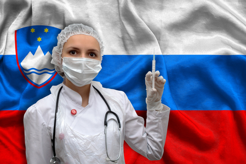 Szlovén szakemberek felfüggesztenék az AstraZeneca-oltóanyag beadását a 60 évnél fiatalabbaknak