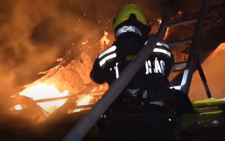 Több családi ház is kigyulladt az elmúlt időszakban Magyarországon + videó